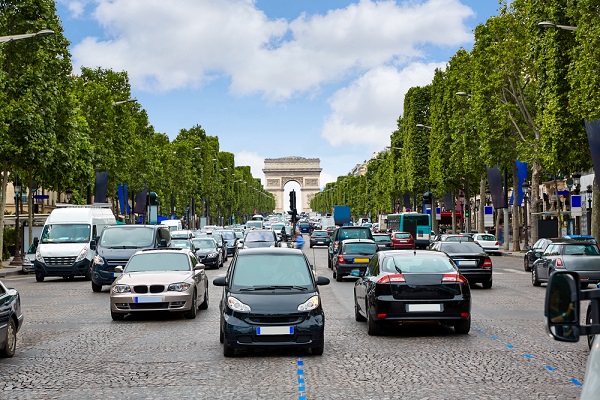 Paris Car speed