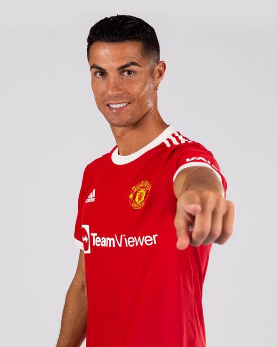 ronaldo new man utd shirt