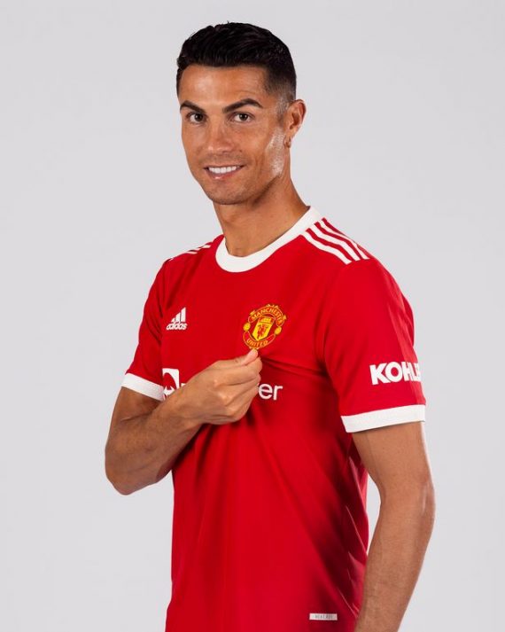 Cristiano Ronaldo pictured in Man Utd kit for first time since his return