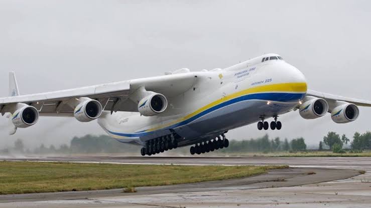 world's biggest cargo plane