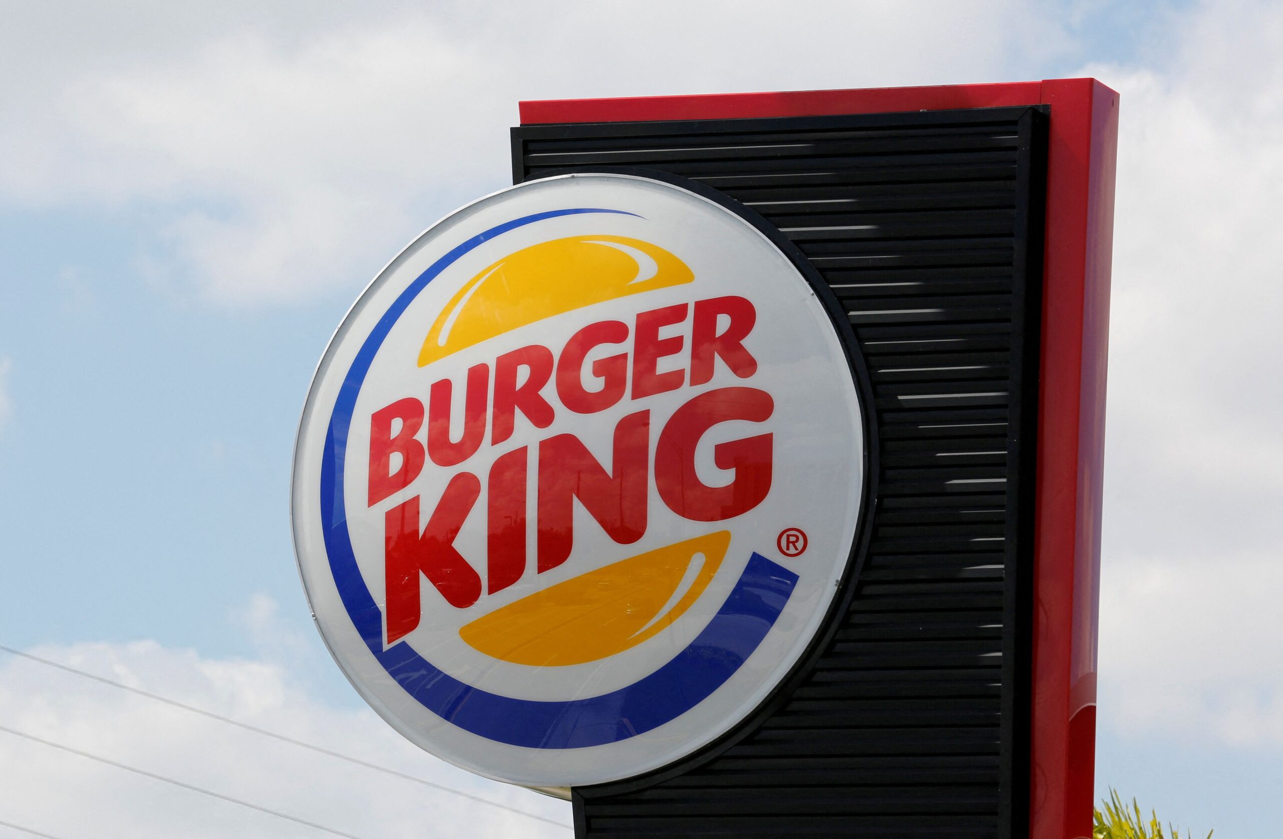 burger-king-faces-lawsuit-over-misleading-ads-trendradars-latest