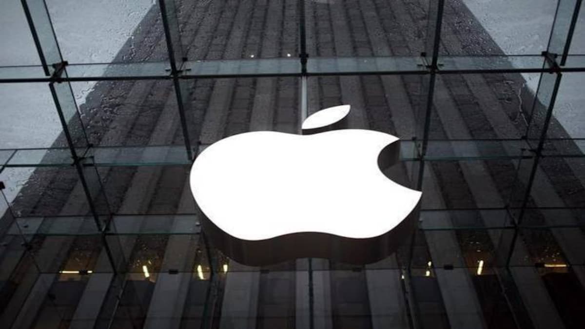 EU antitrust charge hits Apple over its payment tech