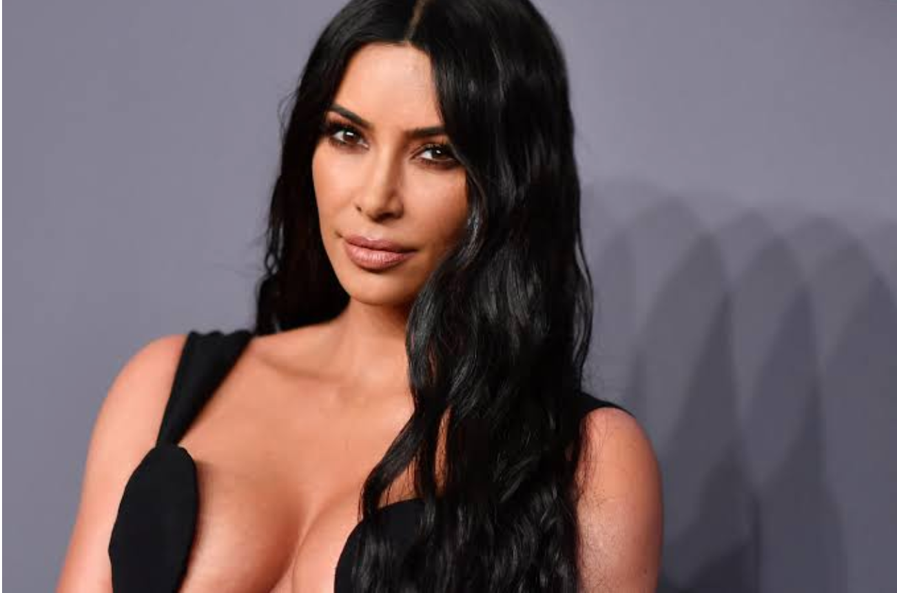 kim-kardashian-shares-full-body-scan-image-talks-about-body-fat