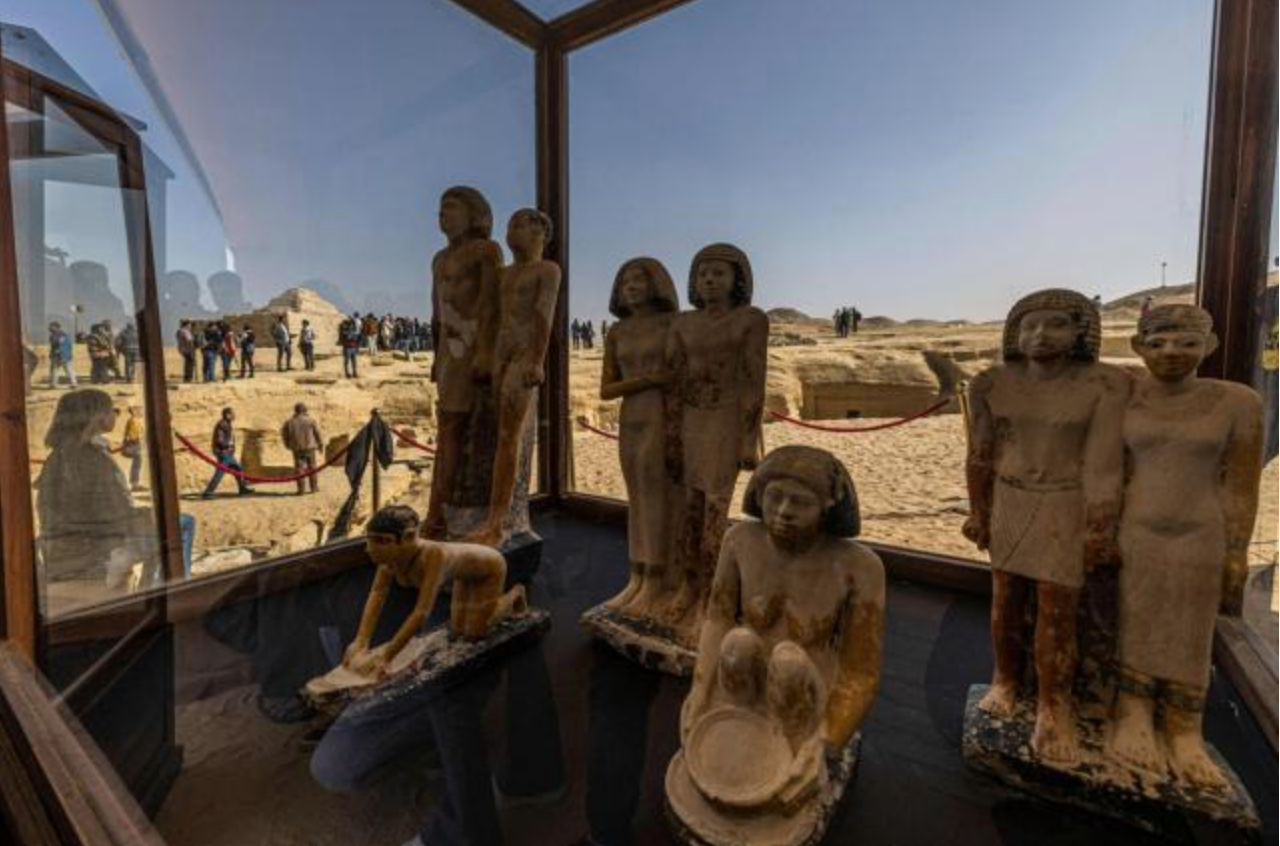 Archaeologists make ‘dream discovery’, find mummy adorned in gold leaf in Egypt