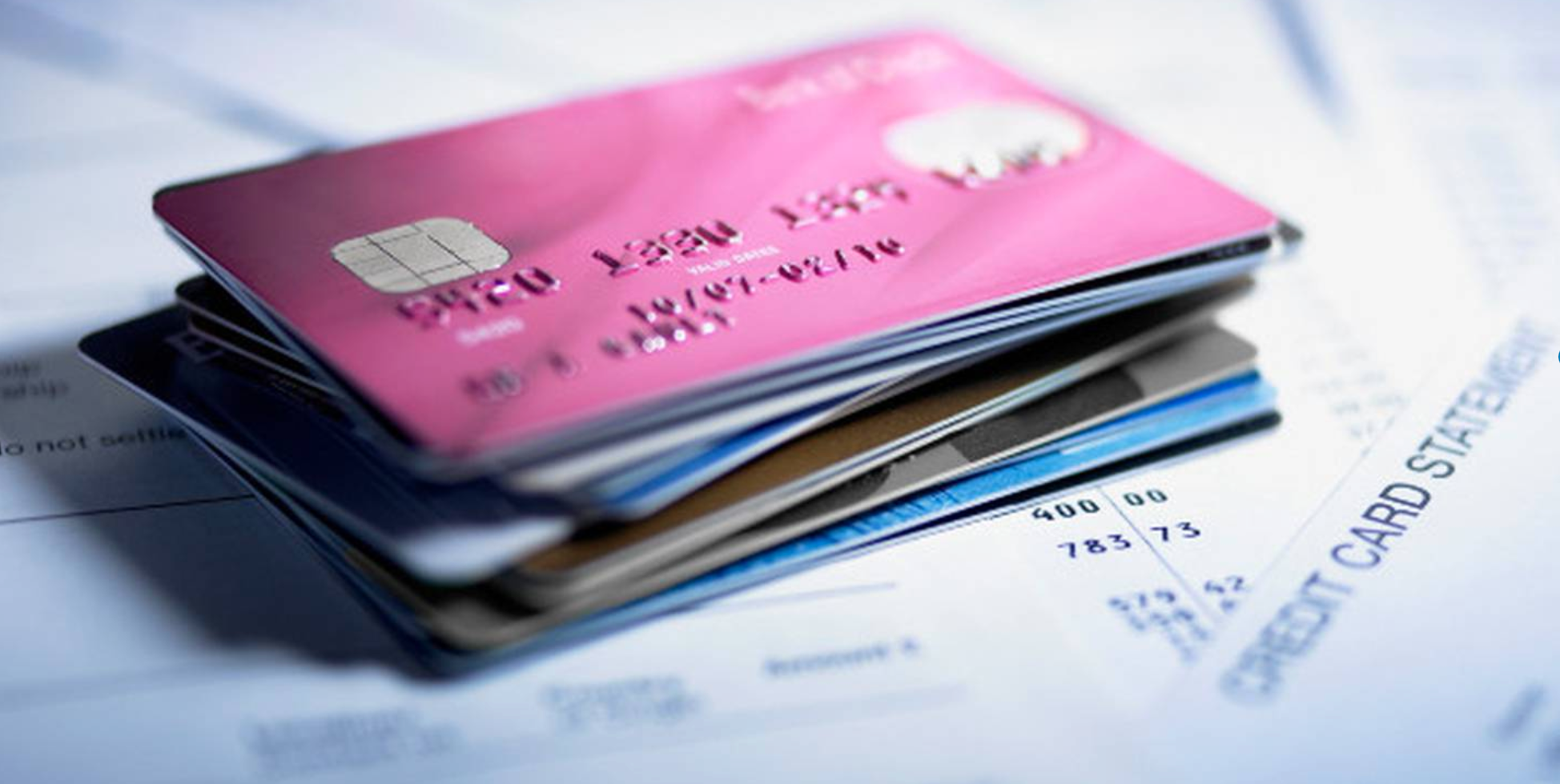 US credit card debt now totals nearly $1 trillion