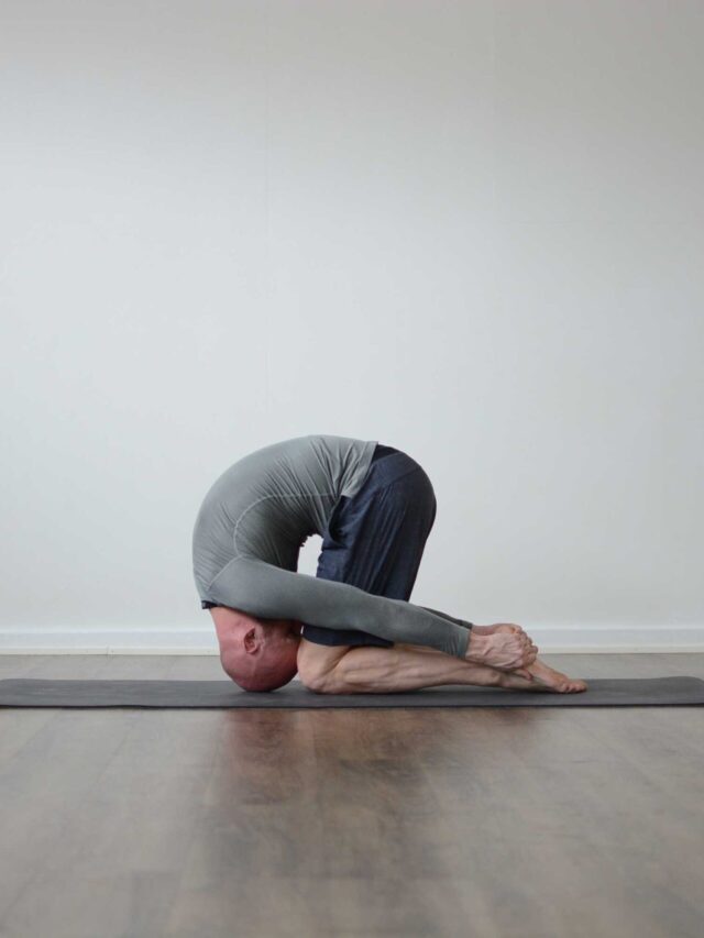 5-effective-yoga-poses-to-increase-brain-power-breezyscroll