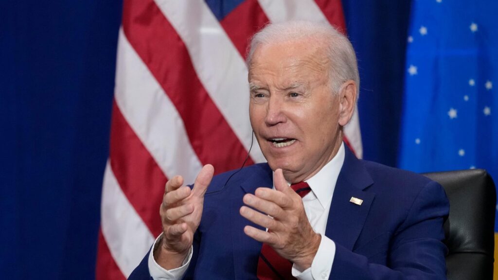 Biden administration grants temporary legal status to Venezuelan migrants