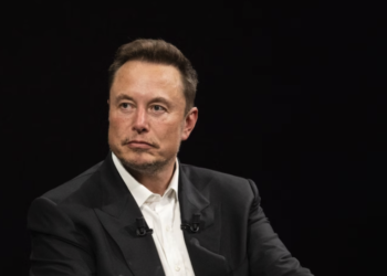 Elon Musk’s father fears his son might be “assassinated”