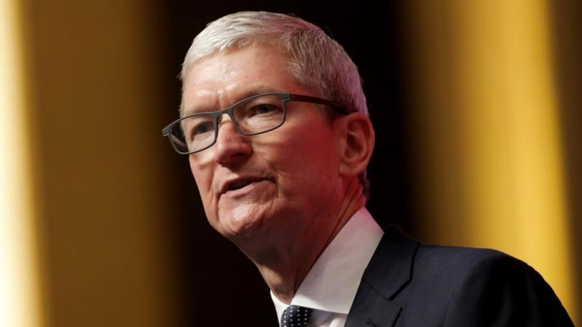 Apple Ceo Tim Cook Sells 41 Million Worth Of Apple Stock Amid Market Challenges Breezyscroll 5816