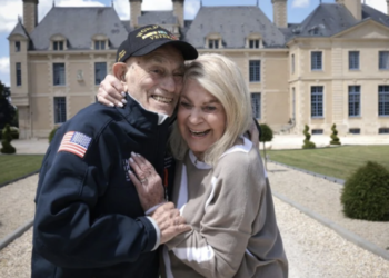 World War II veteran, 100, to marry fiancée, 96, in France after D-Day event