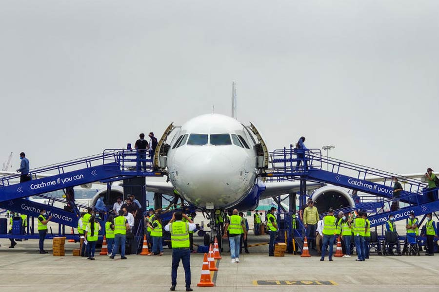 Airlines expecting 5 billion passengers in 2024, a new record: Report