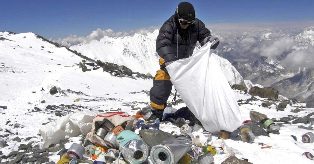 11 tonnes of garbage and four dead bodies removed from Himalayan peaks in a clean-up operation by Nepal