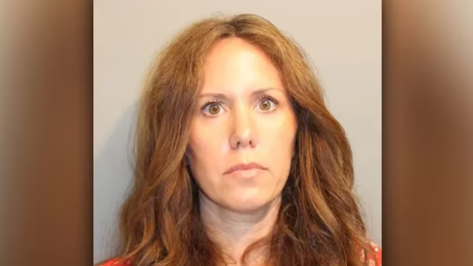 Connecticut guidance counselor arrested for sending nudes and giving lap dance to 13-year-old student