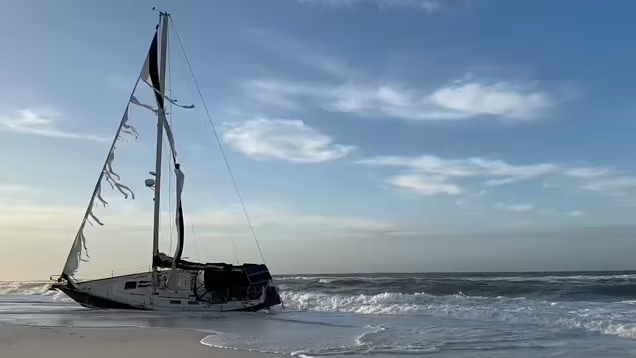 Florida: Mysterious 'ghost ship' washes up on Pensacola Beach, leaving residents puzzled