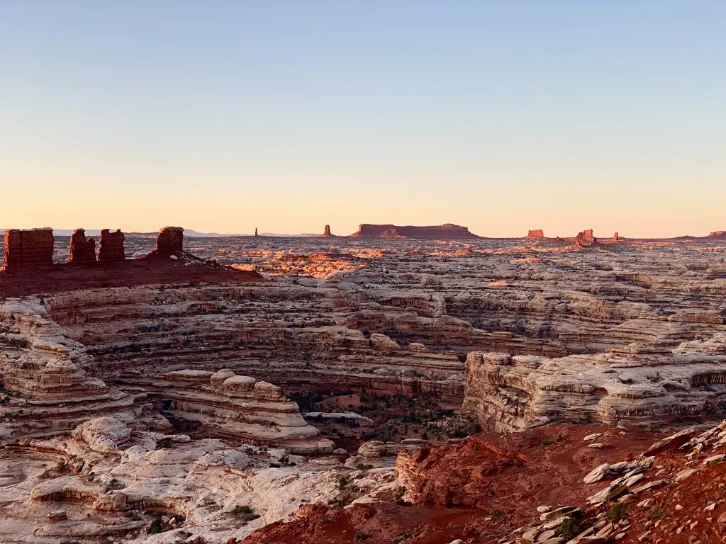 Utah: Father and daughter die at Canyonlands National Park after running out of water in 100-degree heat