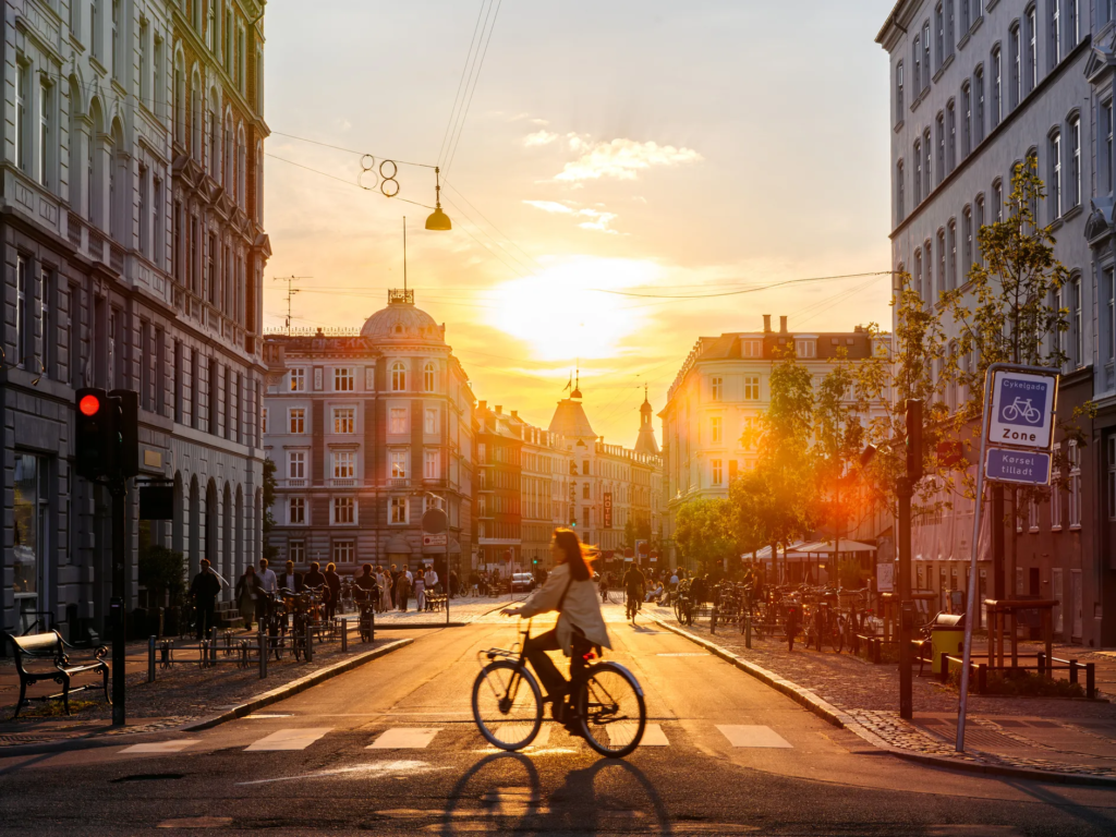 Copenhagen to reward eco-friendly tourists with free lunches and more