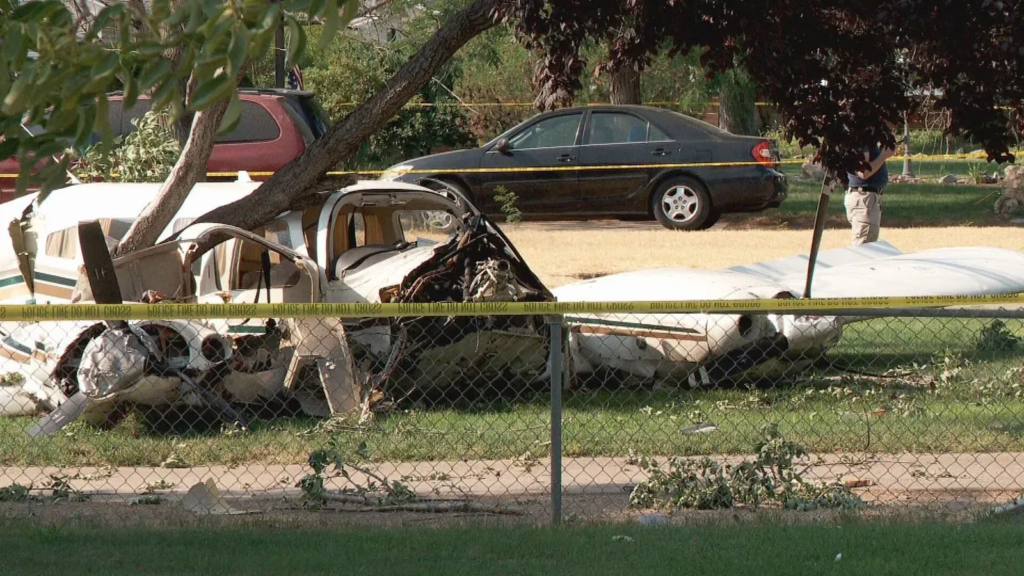 WATCH: Home security video shows moment plane crashes into front yard of Utah home