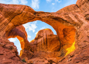 Collapse of iconic Double Arch in Utah sparks fears of 'bad omen' among tribes