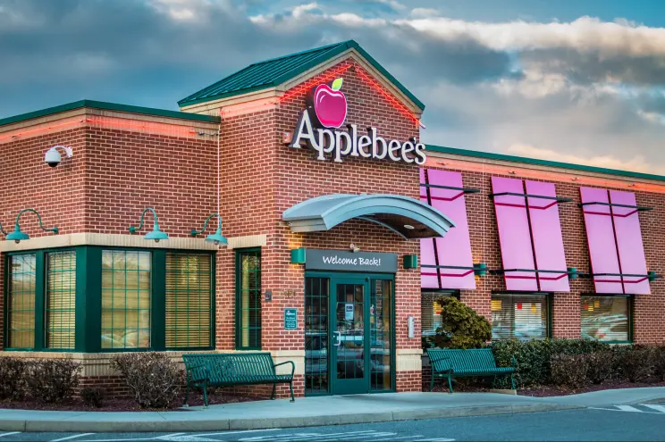 Woman arrested after dispute over "All you can eat" deal at Indiana Applebee's