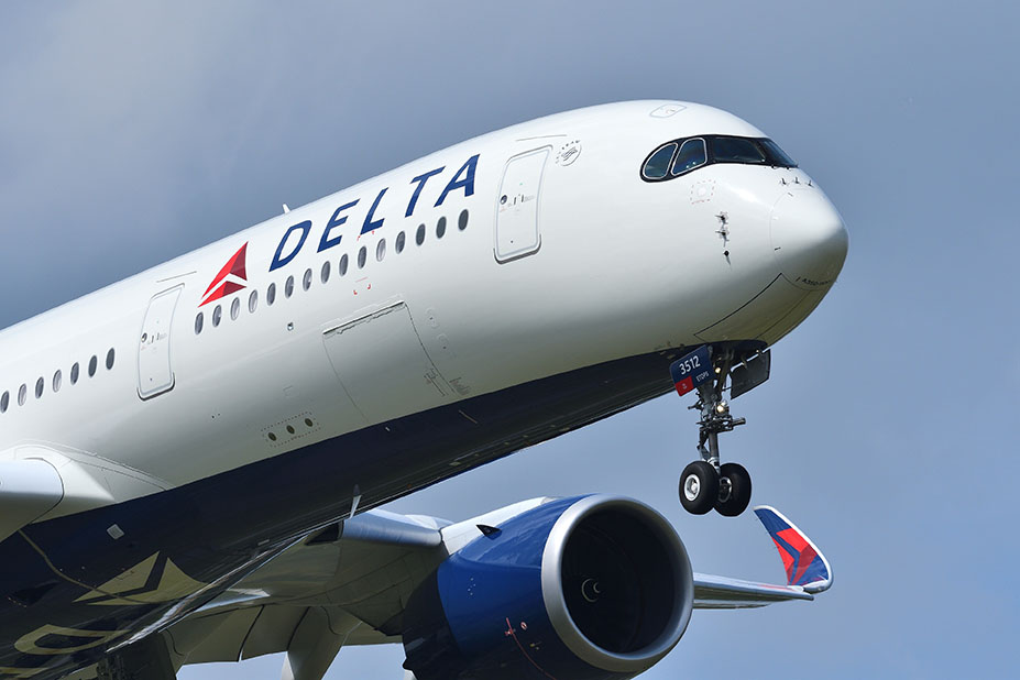 Delta flight attendant ‘unexpectedly’ hit passenger with ‘loaded’ beverage cart, claims lawsuit