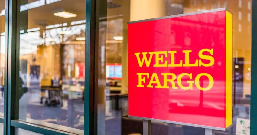 Arizona: Wells Fargo employee dies in her office cubicle, coworkers didn't notice body for 4 days