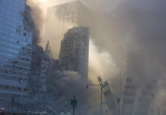 Last photo taken by journalist Bill Biggart, who died documenting 9/11, goes viral