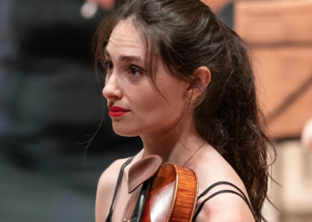 Award-winning violinist Esther Abrami barred from boarding Ryanair flight over 200-year-old violin