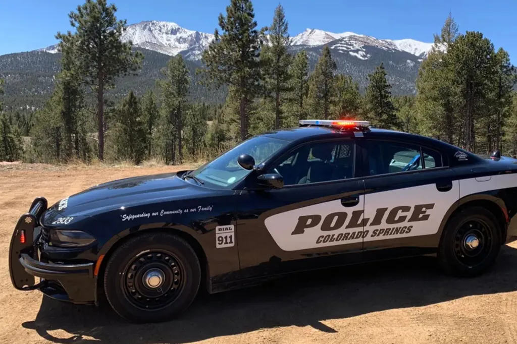 Colorado: Elderly man with dementia loses home to squatters, who start illegal mushroom-growing operation