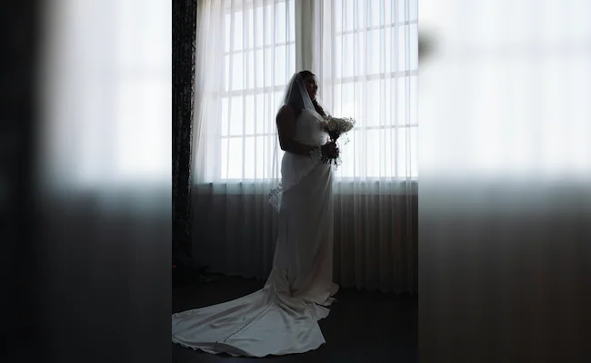 Oregon bride left heartbroken after almost no one turns up for her wedding