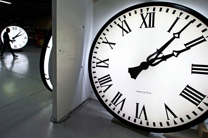 The dark side of 'falling back': How the end of daylight saving time affects America