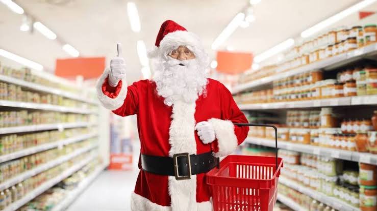 Need last-minute essentials? These grocery stores will be open on Christmas Day 2024