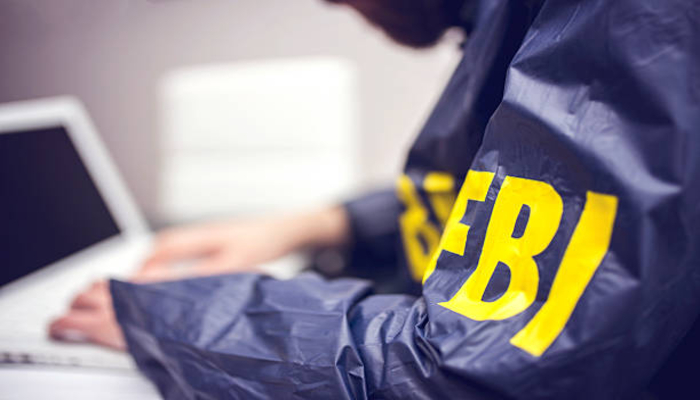 "Stop sending text": FBI issues warning to iPhone and Android users