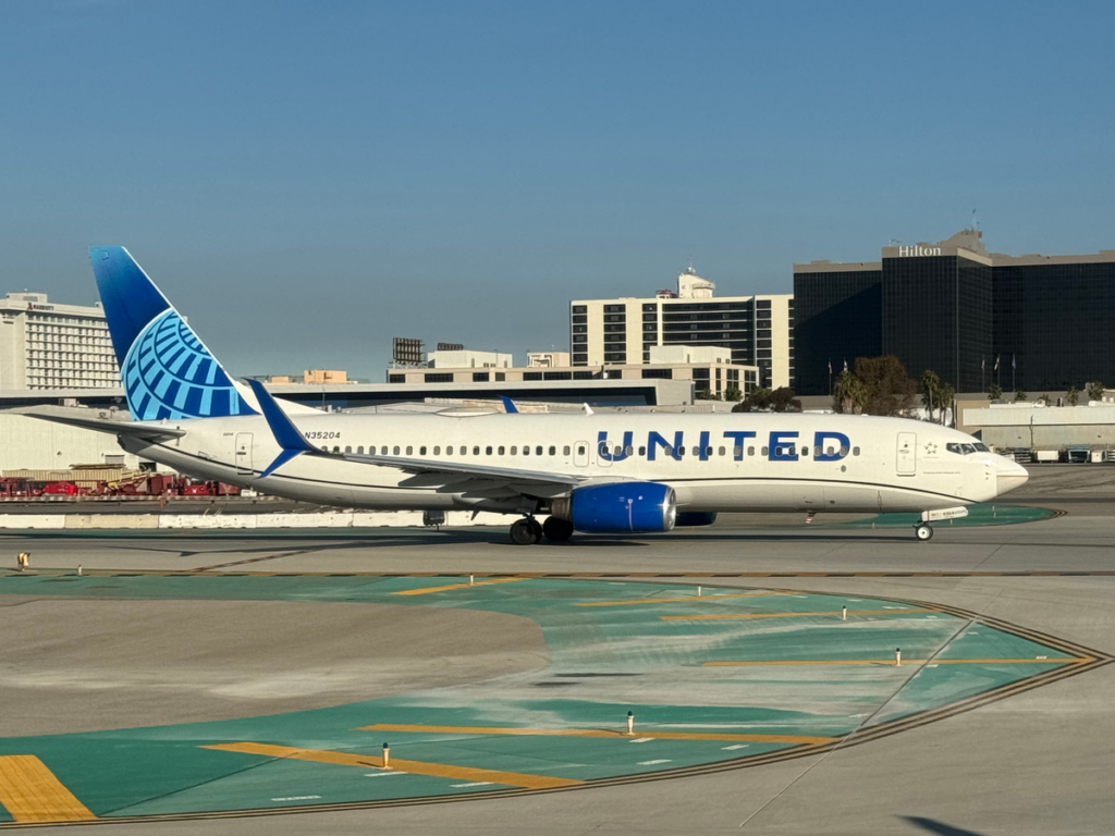 United Airlines launches free 'Fantasy Flights' to meet Santa at the 'North Pole': Schedule and details revealed