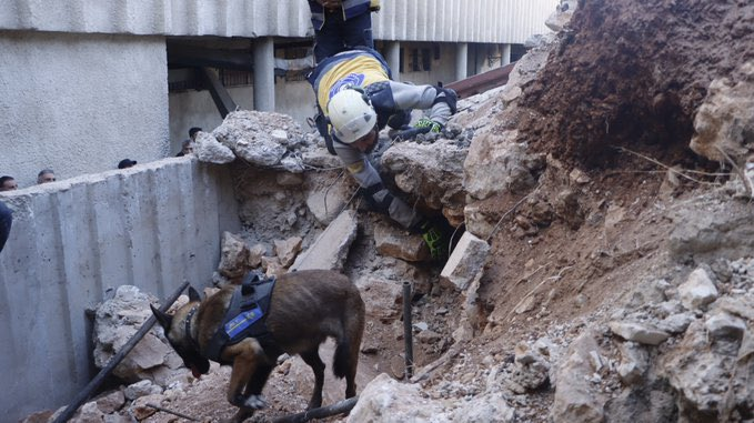 Syria: Reports of people trapped underground at notorious Saydnaya prison, desperate search underway