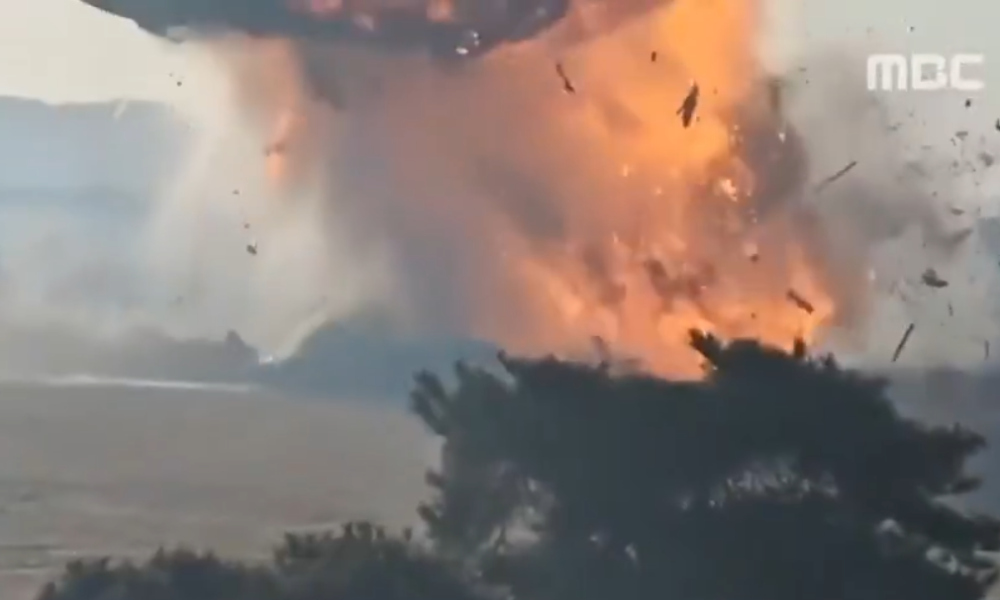 Watch: Jeju Air plane crashes while landing in South Korea with 181 on board; atleast 28 dead