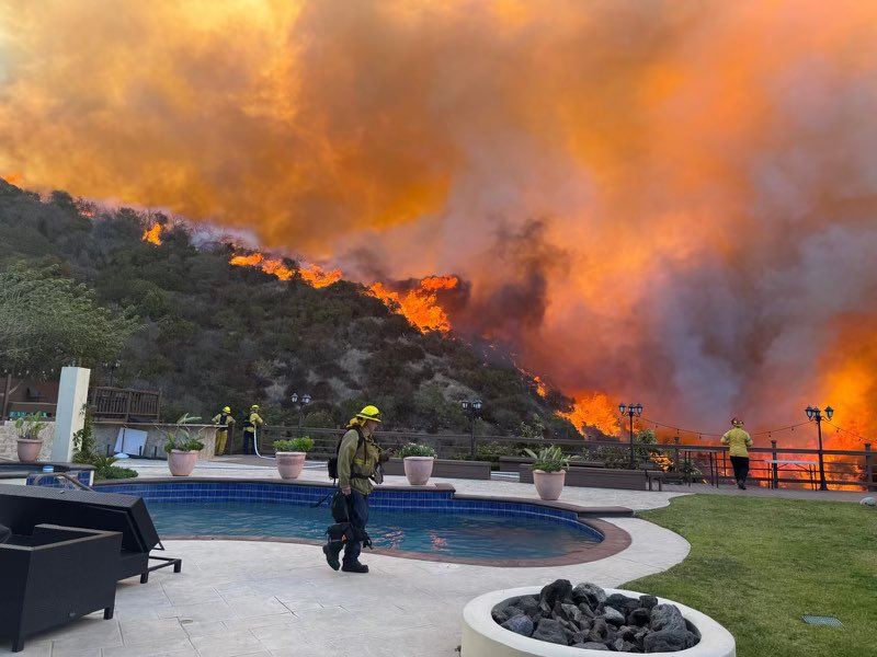 Watch: Apocalyptic scenes emerge from Los Angeles wildfire as celebrities, residents share harrowing footage