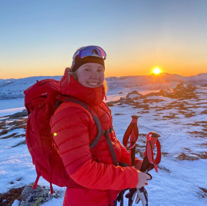 Youngest solo skier reaches South Pole, finds it “a little ugly”