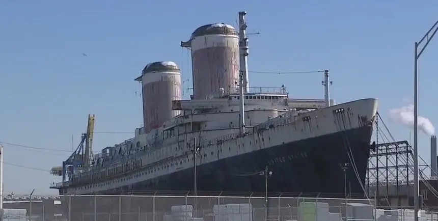 SS United States begins final voyage to become world's largest artificial reef