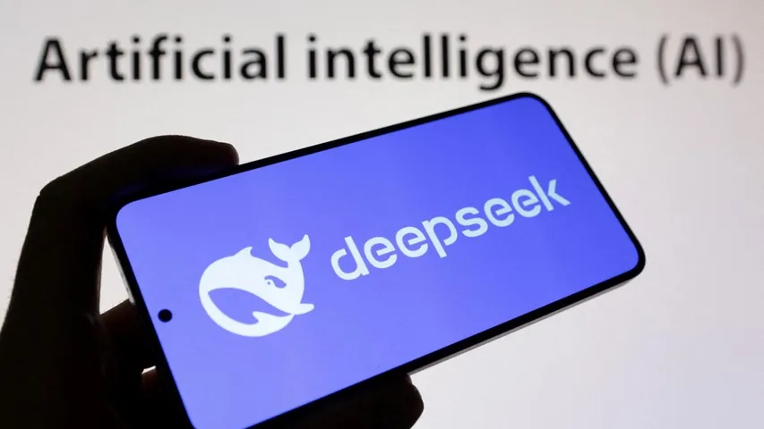 U.S. lawmakers push to ban DeepSeek; Americans could face 20 years in prison or $1 million fine for downloading app