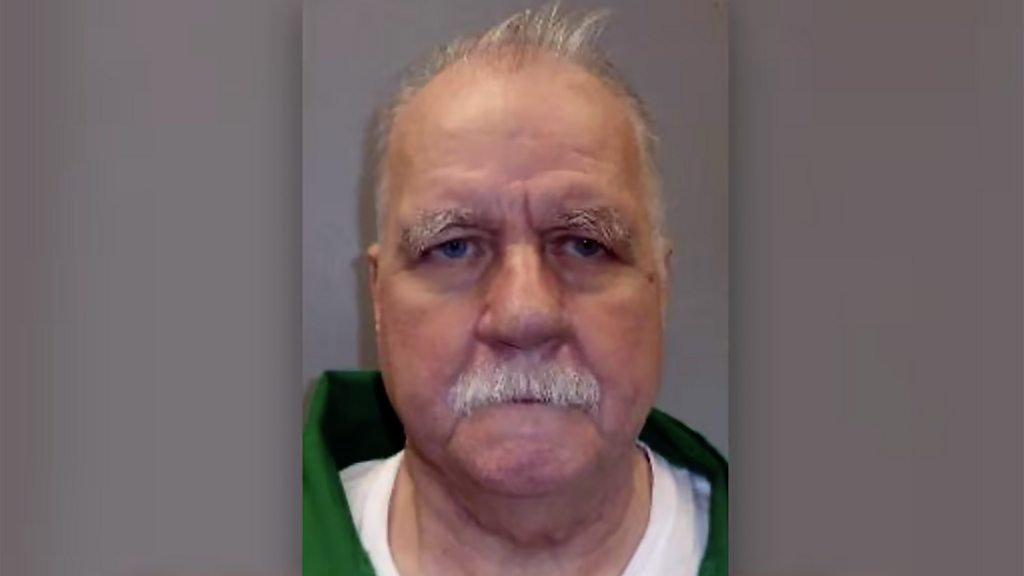 Brad Sigmon executed by firing squad in South Carolina, first use of method in 15 years after sharing KFC meal with inmates
