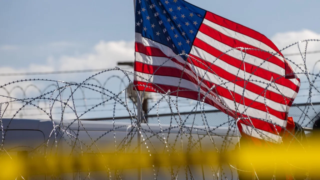 US illegal immigration crackdown – migrants must register